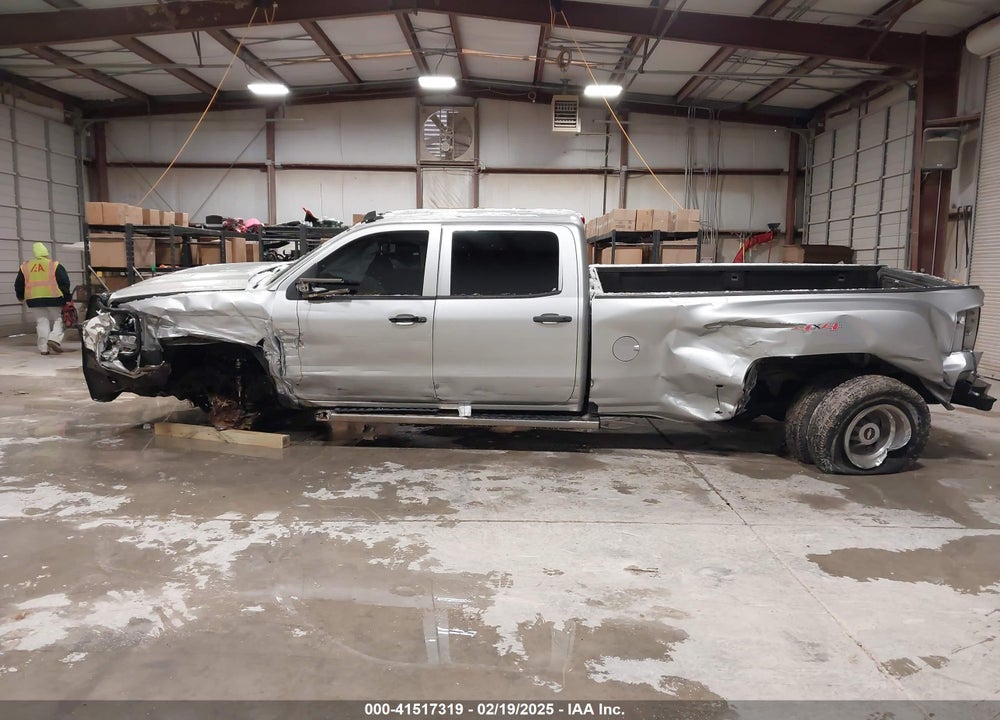 2018 CHEVROLET SILVERADO 3500HD VIN: 1GC4KYEYXJF113333