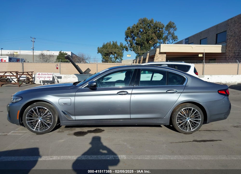2022 BMW 530E VIN: WBA13AG0XNCK61744