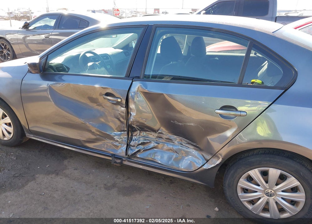 2013 VOLKSWAGEN JETTA VIN: 3VW2K7AJXDM210964