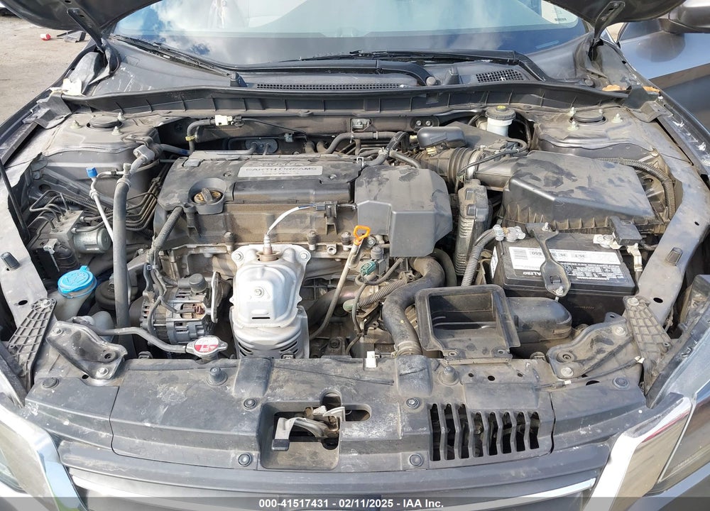 2013 HONDA ACCORD VIN: 1HGCR2F33DA044513