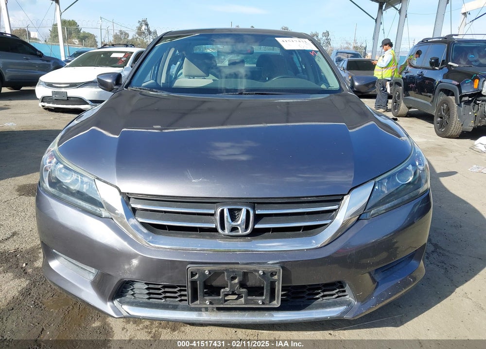 2013 HONDA ACCORD VIN: 1HGCR2F33DA044513
