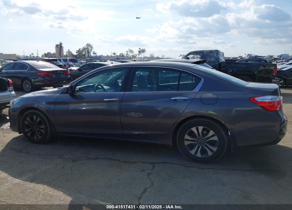 2013 HONDA ACCORD VIN: 1HGCR2F33DA044513