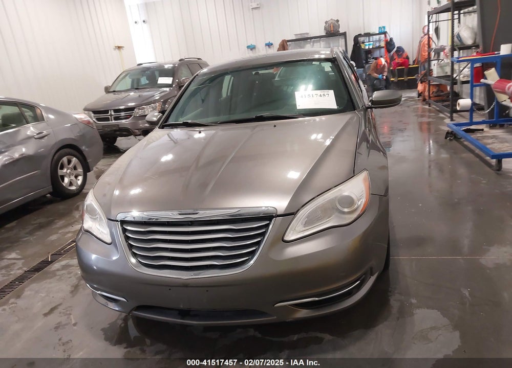 2013 CHRYSLER 200 LX VIN: 1C3CCBAB2DN704617