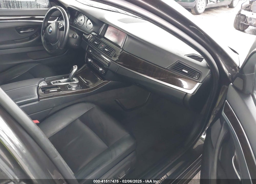 2015 BMW 528I VIN: WBA5A5C58FD521585