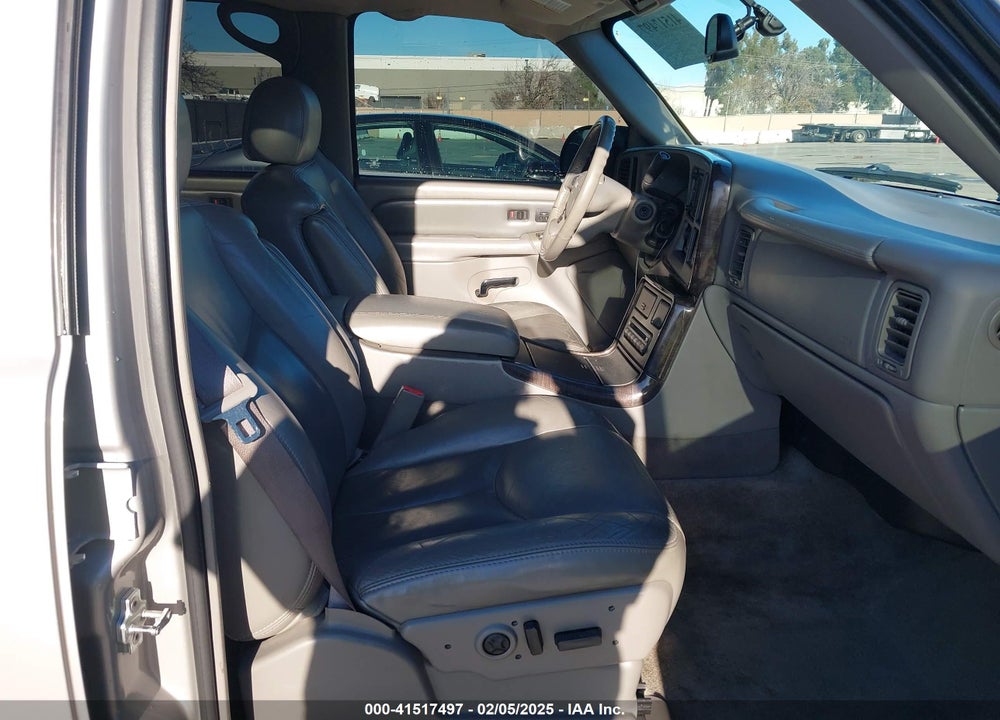 2006 GMC YUKON XL 1500 DENALI VIN: 1GKFK66U86J175668