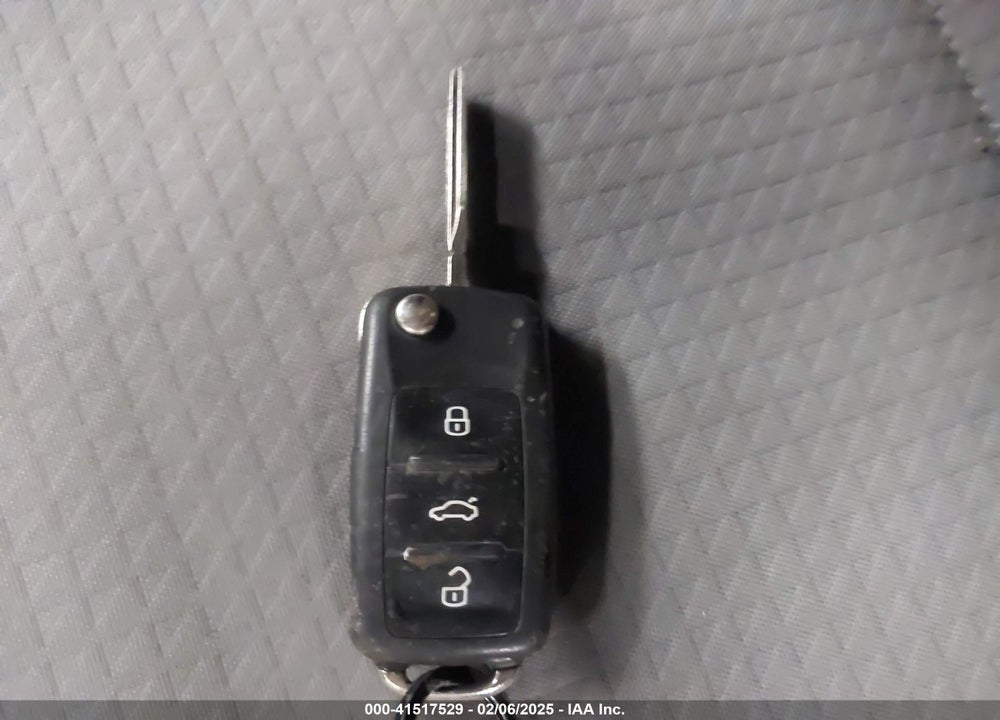 2017 VOLKSWAGEN JETTA VIN: 3VW2B7AJ6HM408883