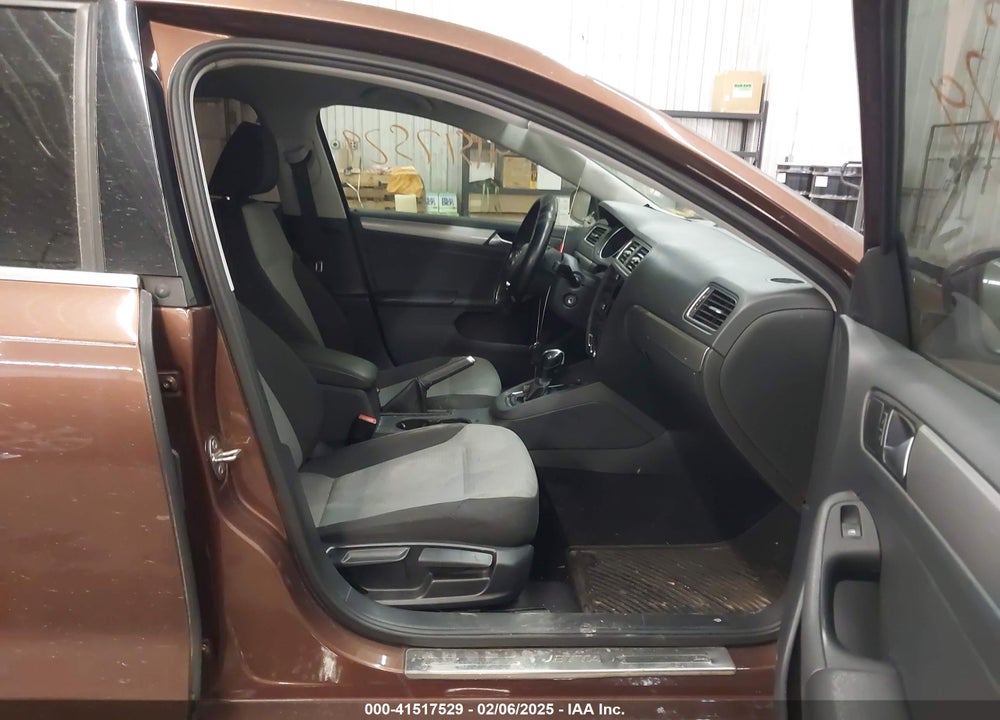 2017 VOLKSWAGEN JETTA VIN: 3VW2B7AJ6HM408883
