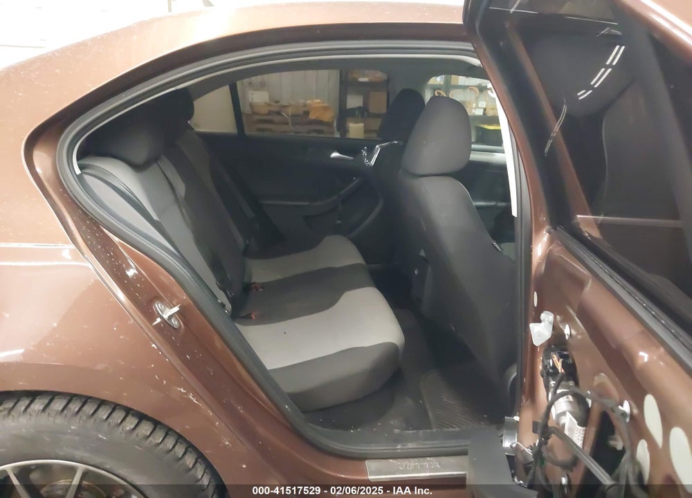 2017 VOLKSWAGEN JETTA VIN: 3VW2B7AJ6HM408883