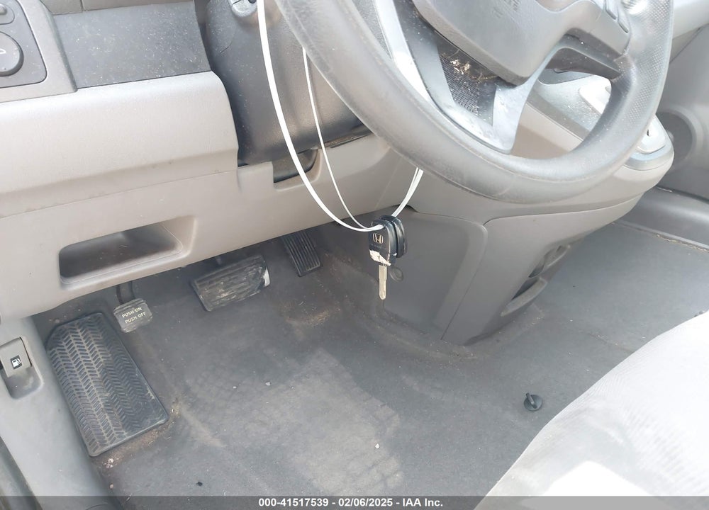 2010 HONDA CR-V LX VIN: 3CZRE3H33AG704760