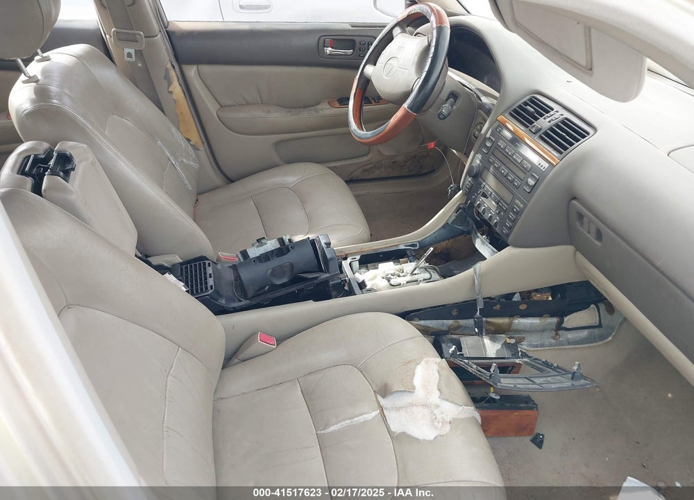 1998 LEXUS LS 400 VIN: JT8BH28F2W0120816