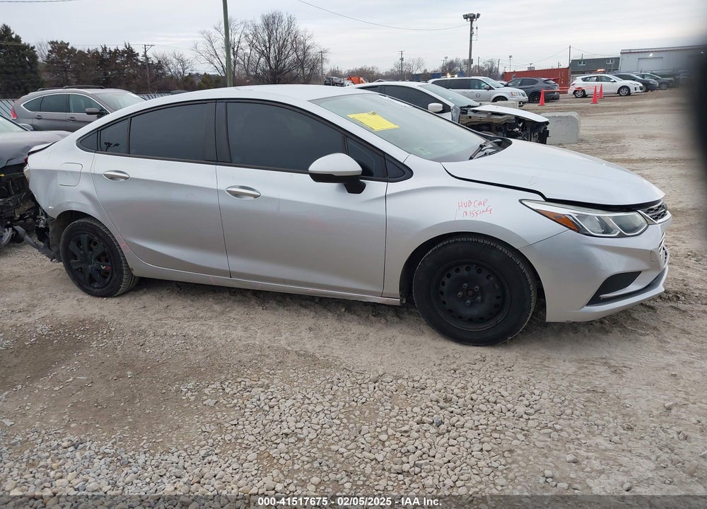 2018 CHEVROLET CRUZE VIN: 1G1BC5SM9J7142054
