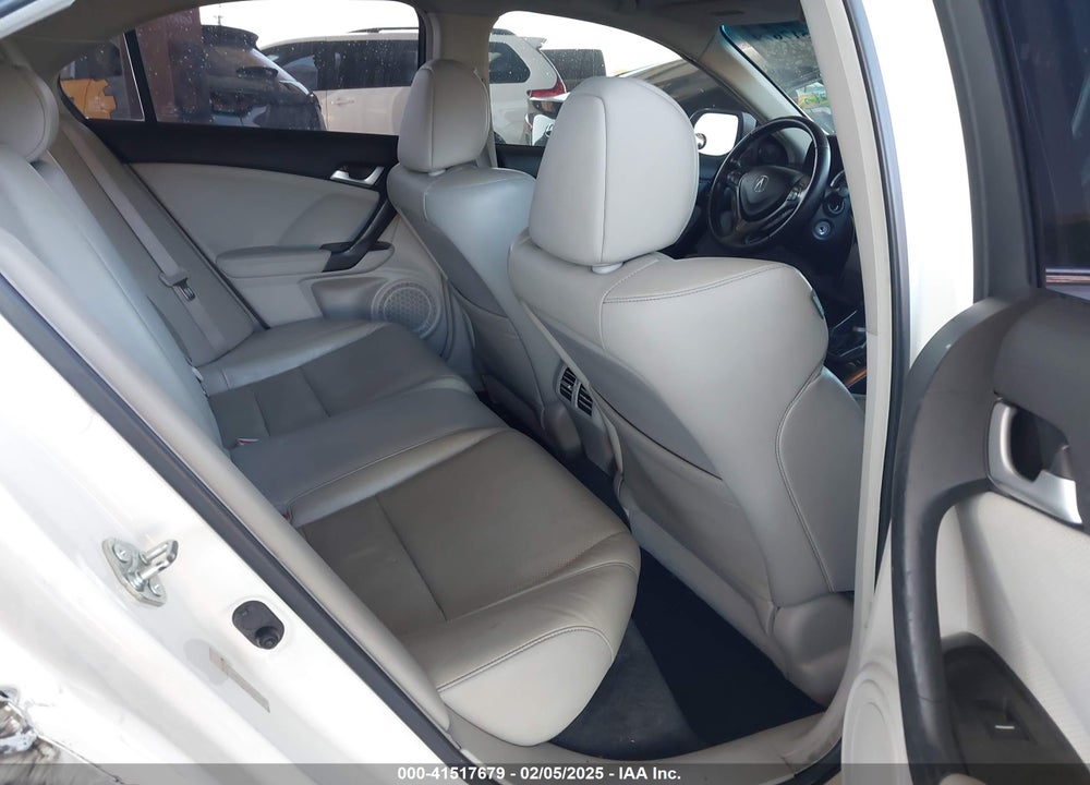 2011 ACURA TSX 2.4 VIN: JH4CU2F62BC017990