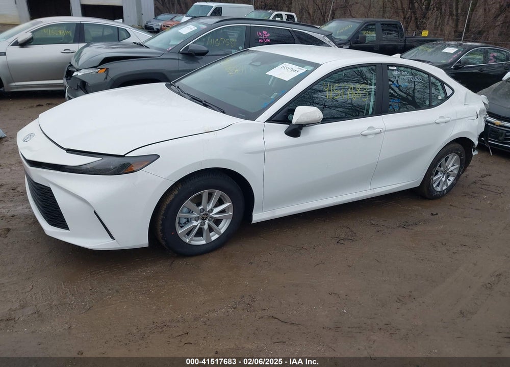 2025 TOYOTA CAMRY LE VIN: 4T1DAACK0SU568645