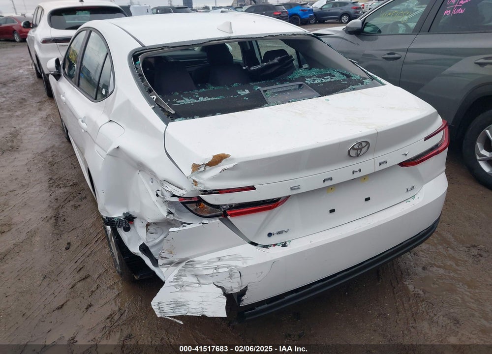 2025 TOYOTA CAMRY LE VIN: 4T1DAACK0SU568645