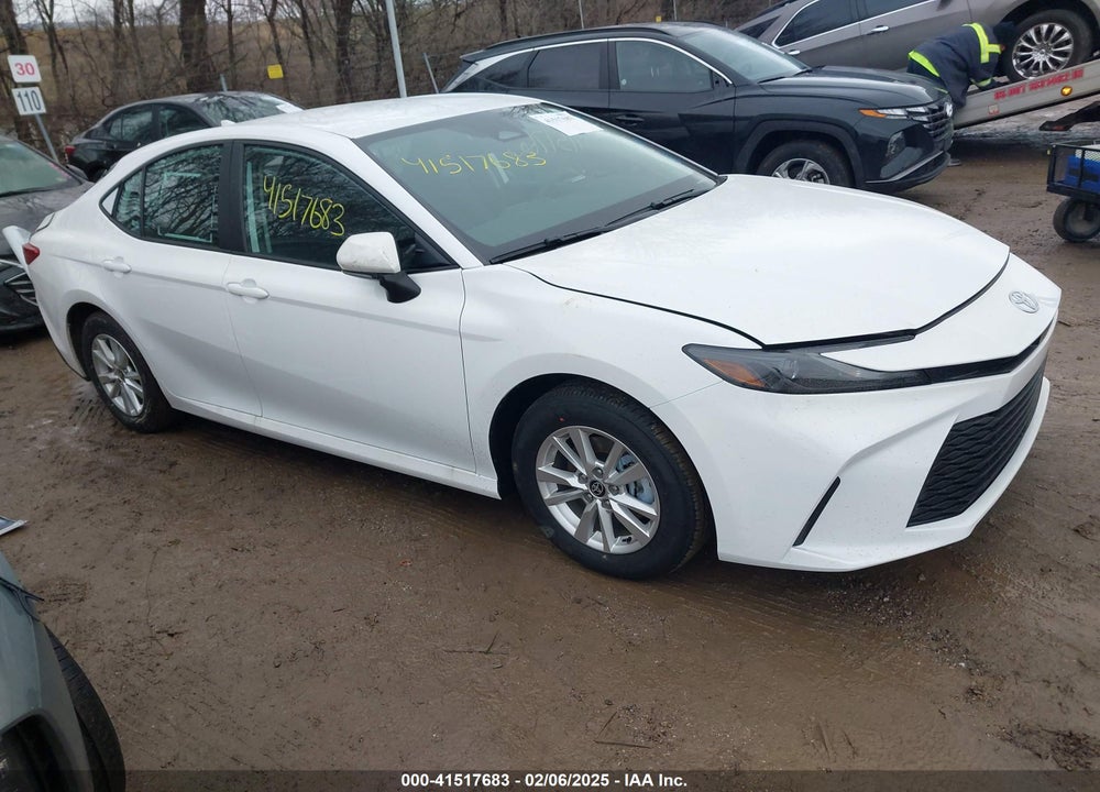 2025 TOYOTA CAMRY LE VIN: 4T1DAACK0SU568645