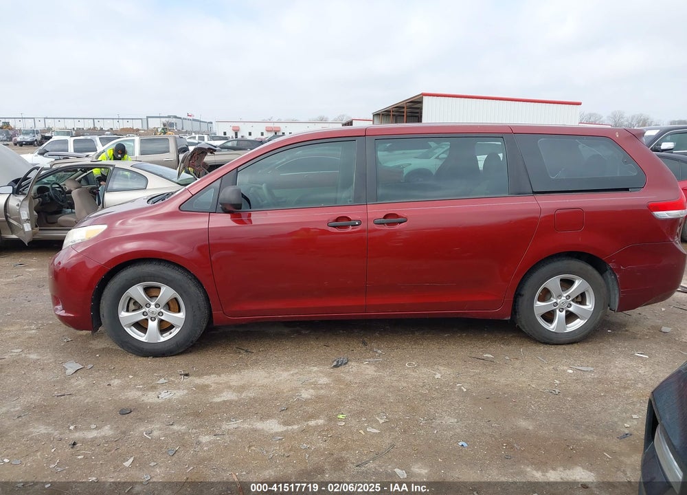2013 TOYOTA SIENNA VIN: 5TDZK3DC4DS346384