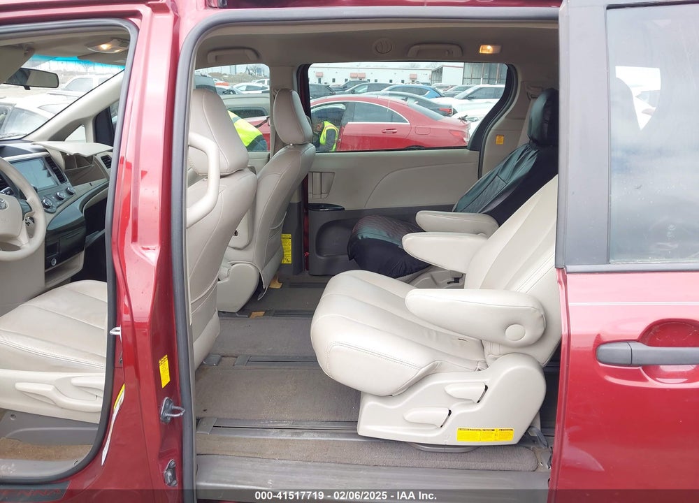 2013 TOYOTA SIENNA VIN: 5TDZK3DC4DS346384