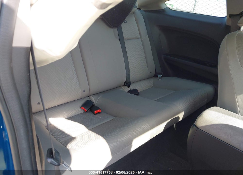 2015 HONDA CIVIC VIN: 2HGFG3B82FH506011