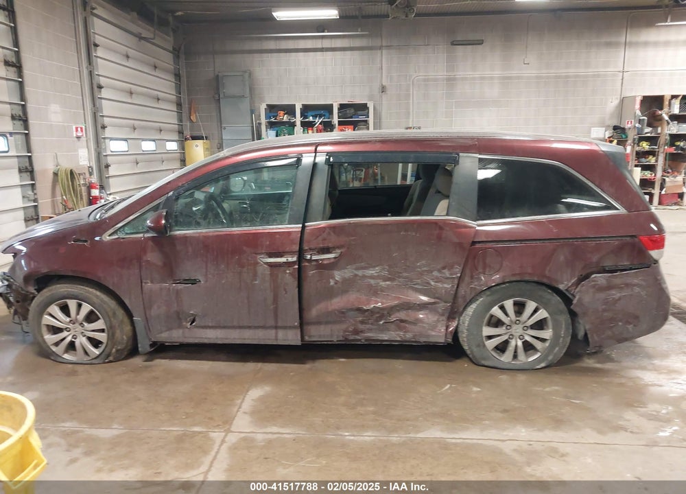 2016 HONDA ODYSSEY VIN: 5FNRL5H49GB158240