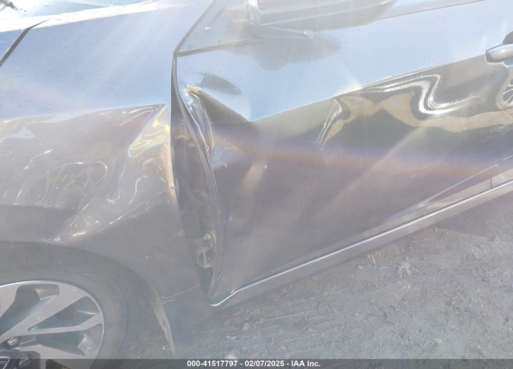 2017 HONDA CIVIC VIN: 19XFC2F79HE082489