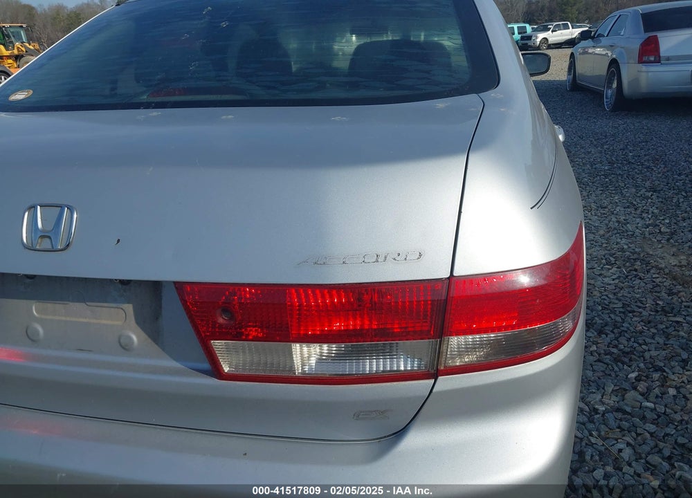 2004 HONDA ACCORD 2.4 EX VIN: 1HGCM566X4A130833