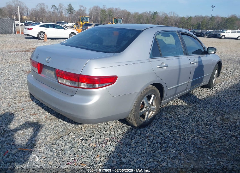 2004 HONDA ACCORD 2.4 EX VIN: 1HGCM566X4A130833