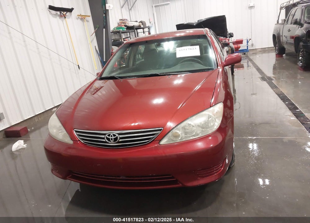 2005 TOYOTA CAMRY LE VIN: 4T1BE32K55U081969
