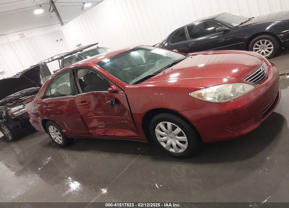 2005 TOYOTA CAMRY LE VIN: 4T1BE32K55U081969