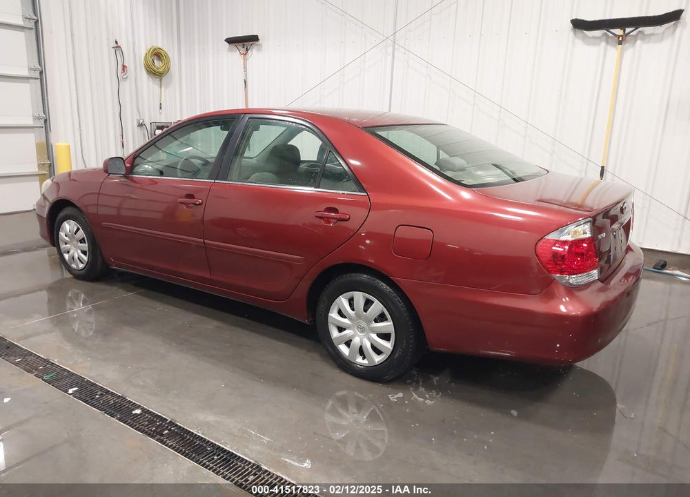 2005 TOYOTA CAMRY LE VIN: 4T1BE32K55U081969