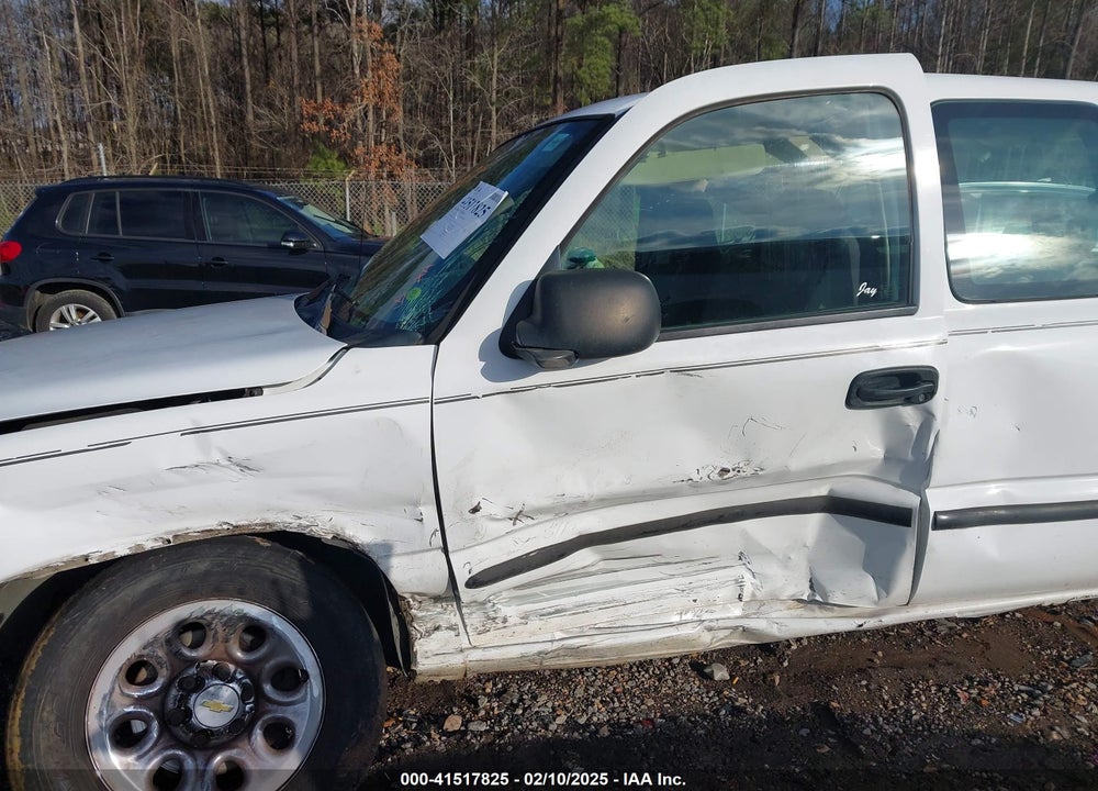 2005 GMC SIERRA 1500 VIN: 1GTEC19T05E280982