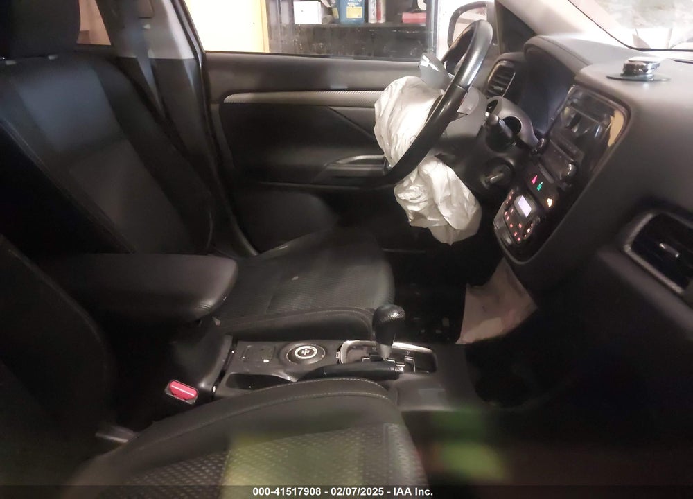 2016 MITSUBISHI OUTLANDER VIN: JA4AZ3A30GZ044195