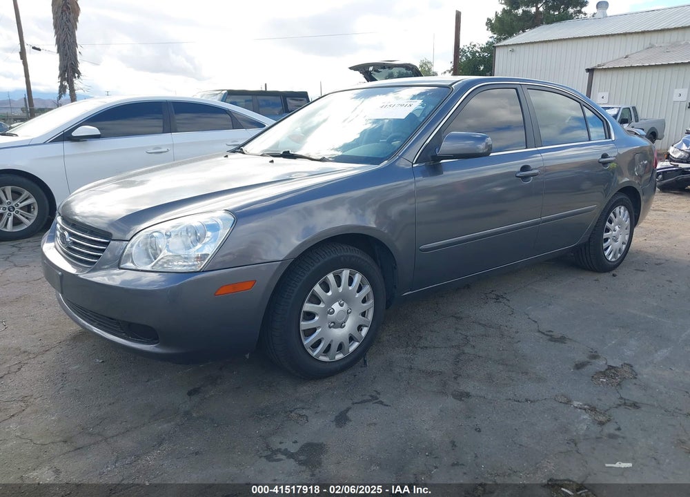 2007 KIA OPTIMA VIN: KNAGE123975130317