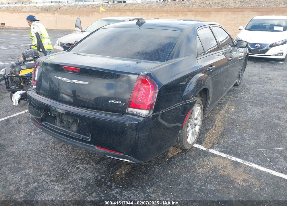 2018 CHRYSLER 300 300S VIN: 2C3CCABGXJH239934