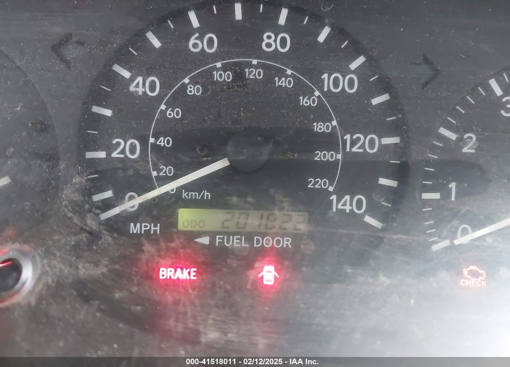 2000 TOYOTA CAMRY LE VIN: JT2BG22K9Y0453651