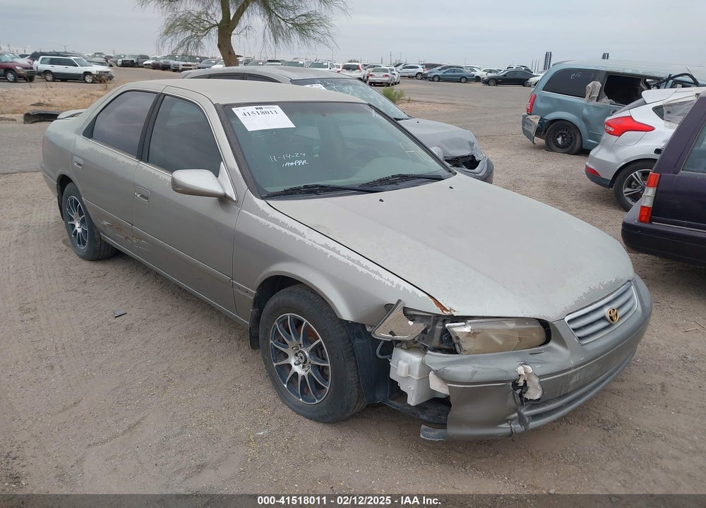 2000 TOYOTA CAMRY LE VIN: JT2BG22K9Y0453651