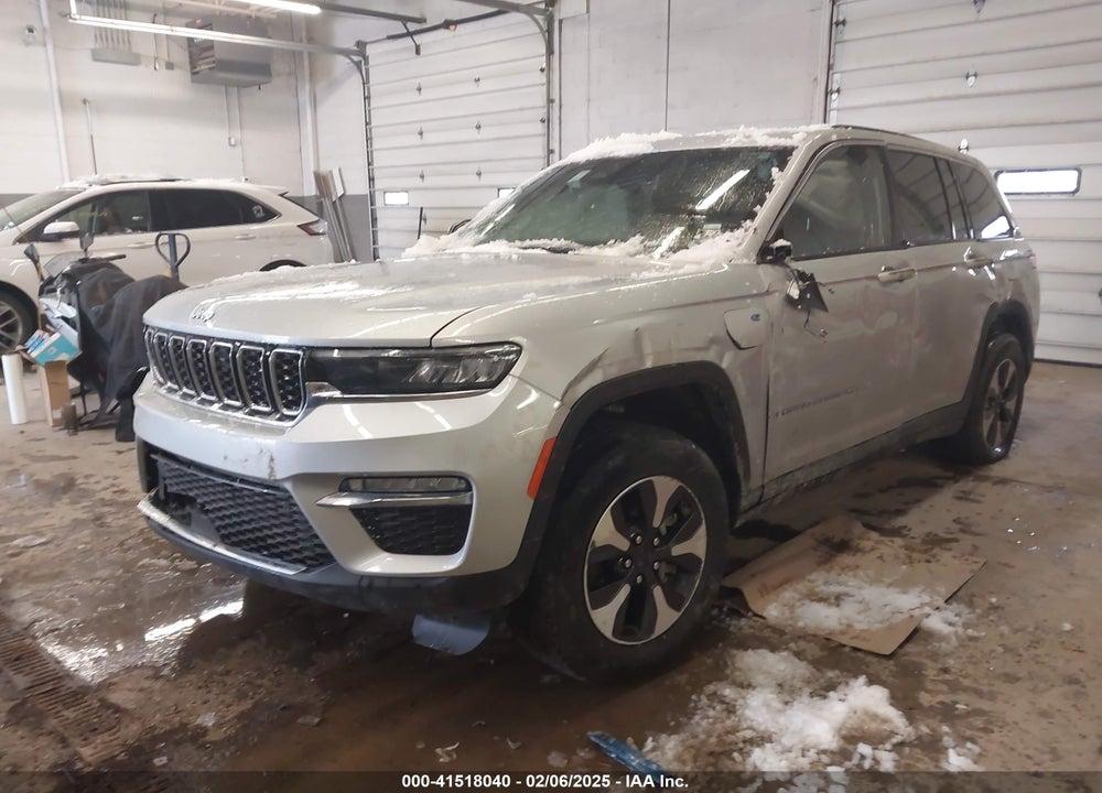 2024 JEEP GRAND CHEROKEE 4XE VIN: 1C4RJYB64R8532189