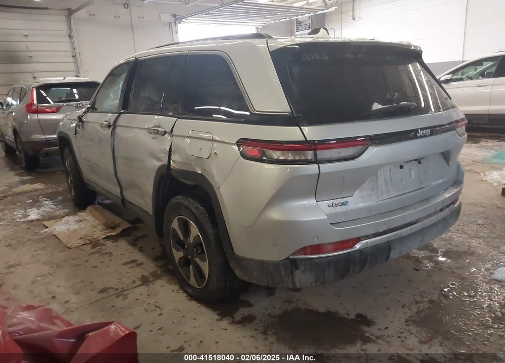 2024 JEEP GRAND CHEROKEE 4XE VIN: 1C4RJYB64R8532189