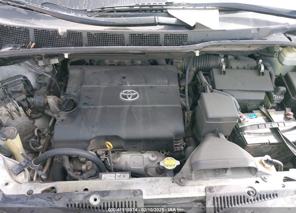 2011 TOYOTA SIENNA LE V6 VIN: 5TDKK3DC3BS064350