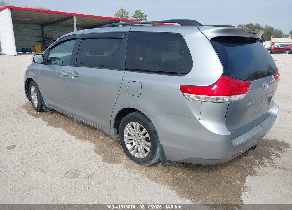 2011 TOYOTA SIENNA LE V6 VIN: 5TDKK3DC3BS064350