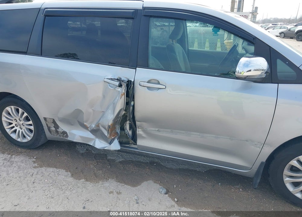 2011 TOYOTA SIENNA LE V6 VIN: 5TDKK3DC3BS064350