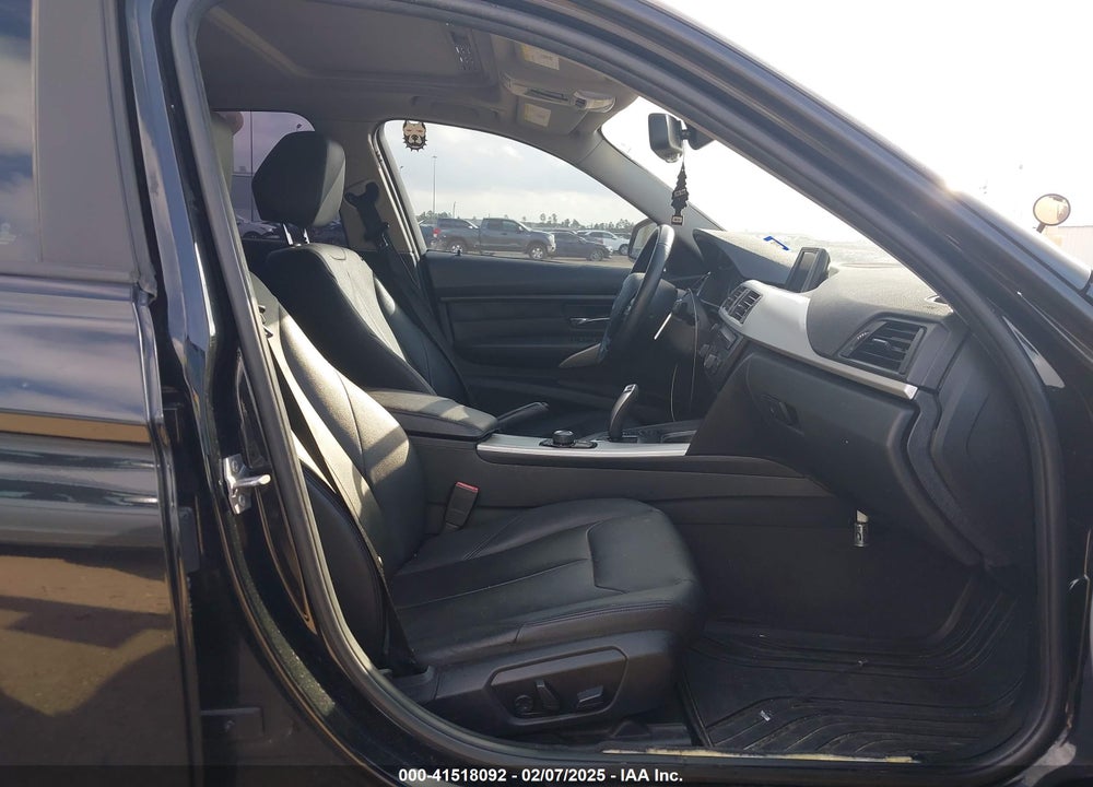 2013 BMW 328I VIN: WBA3A5G51DNP21944