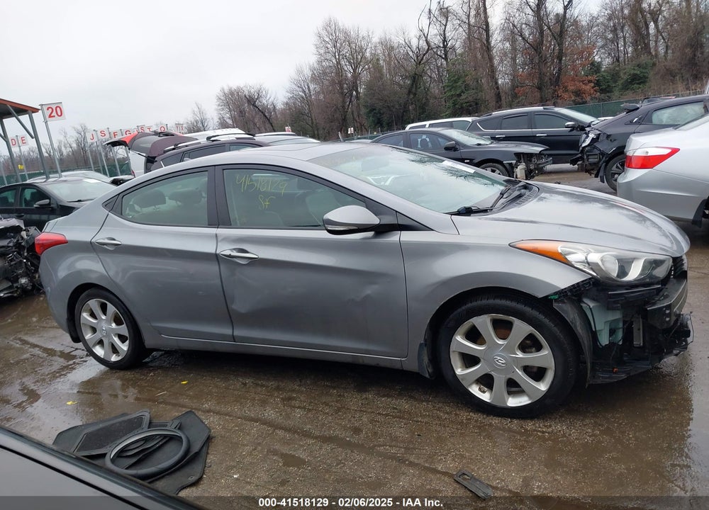2013 HYUNDAI ELANTRA VIN: KMHDH4AE4DU520918