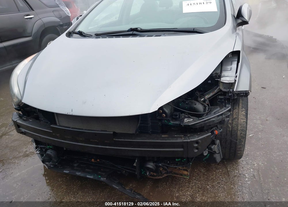 2013 HYUNDAI ELANTRA VIN: KMHDH4AE4DU520918