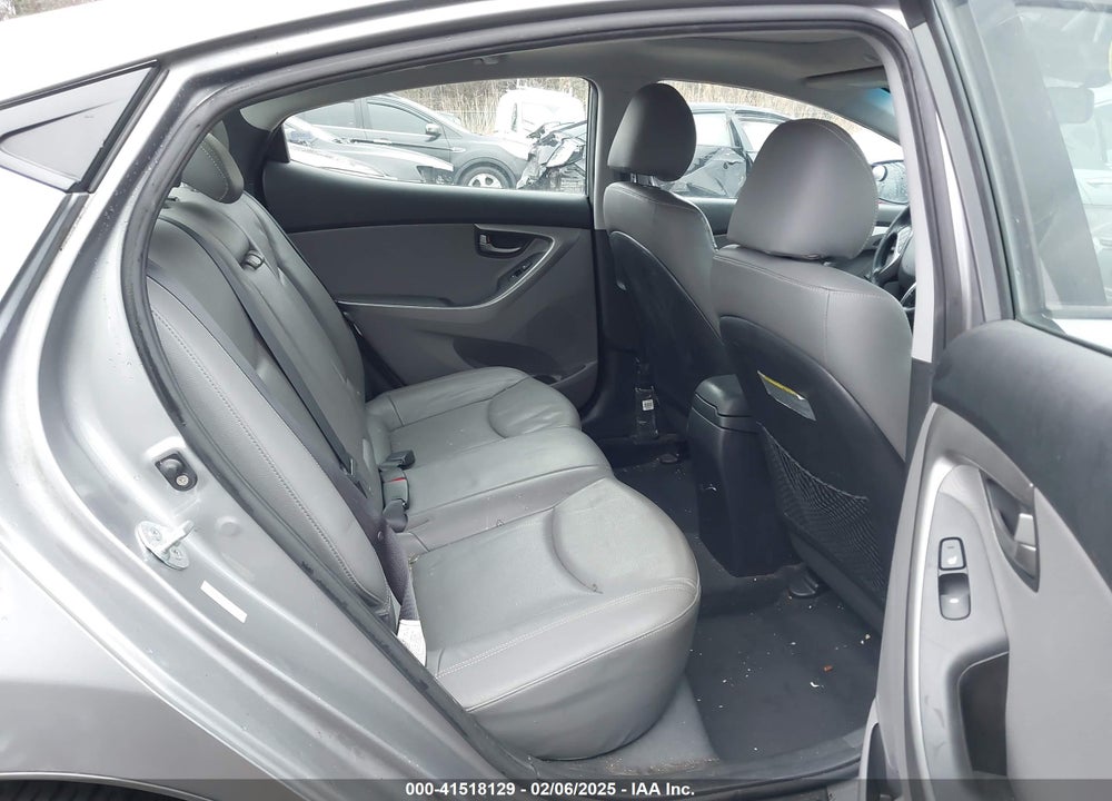 2013 HYUNDAI ELANTRA VIN: KMHDH4AE4DU520918