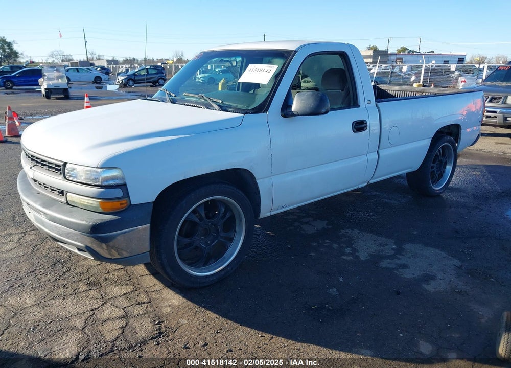 2002 CHEVROLET SILVERADO 1500 VIN: 1GCEC14VX2E147943