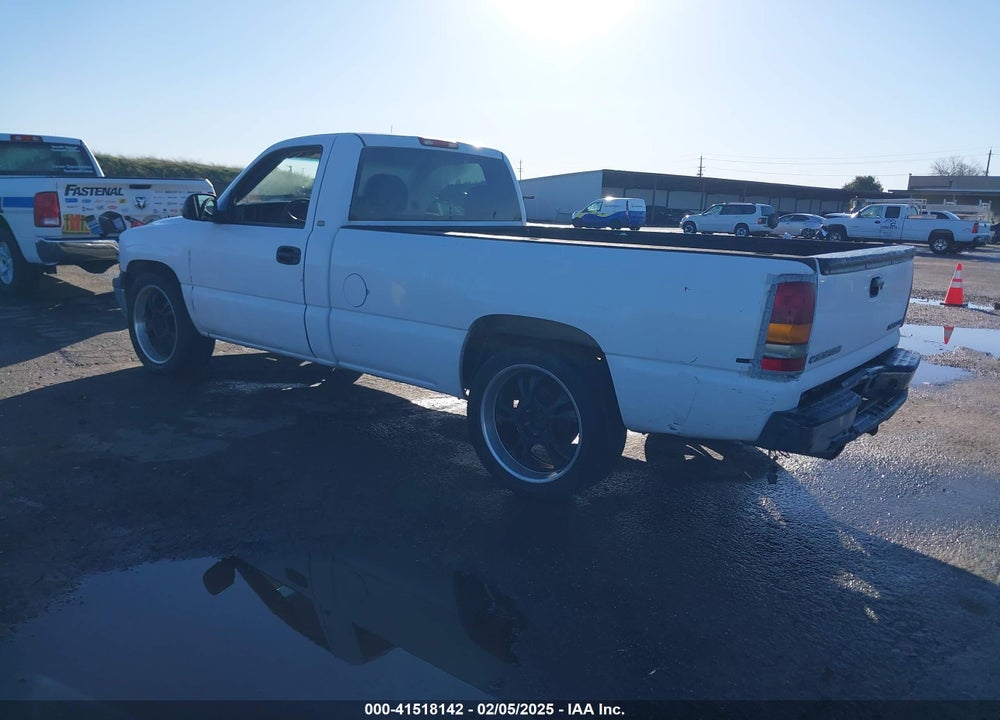 2002 CHEVROLET SILVERADO 1500 VIN: 1GCEC14VX2E147943