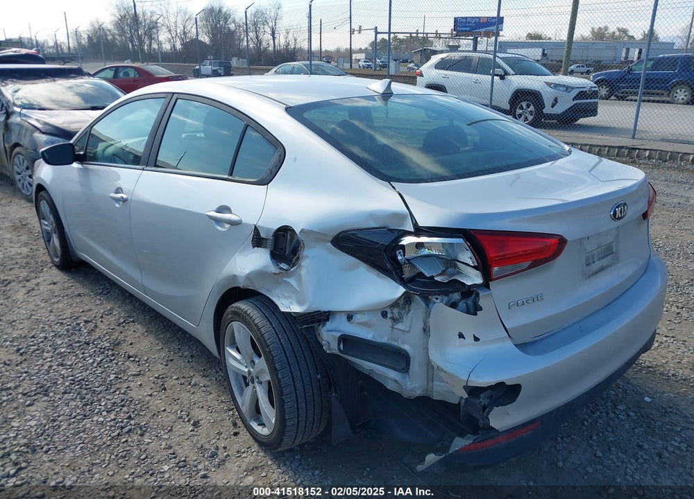 2017 KIA FORTE VIN: 3KPFK4A78HE028378