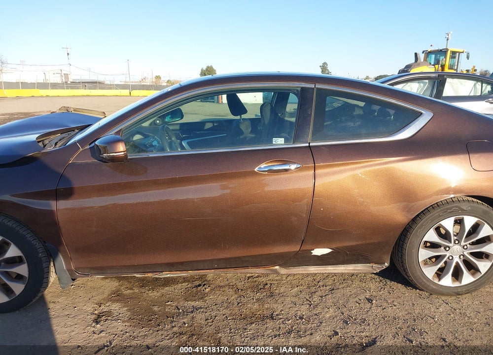 2013 HONDA ACCORD VIN: 1HGCT1B72DA009188
