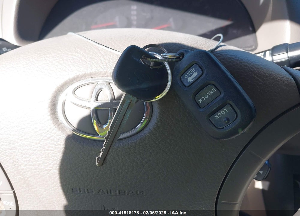 2005 TOYOTA CAMRY LE VIN: 4T1BE30K25U578755
