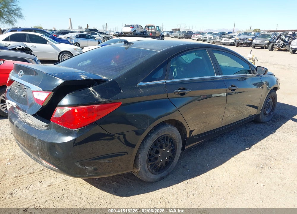 2013 HYUNDAI SONATA GLS VIN: 5NPEB4AC1DH551854
